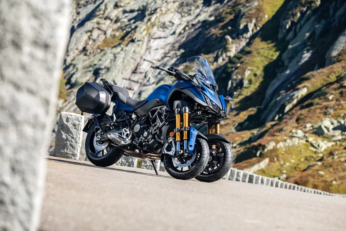 EICMA 2018: Yamaha Niken GT, foto e dati (21)