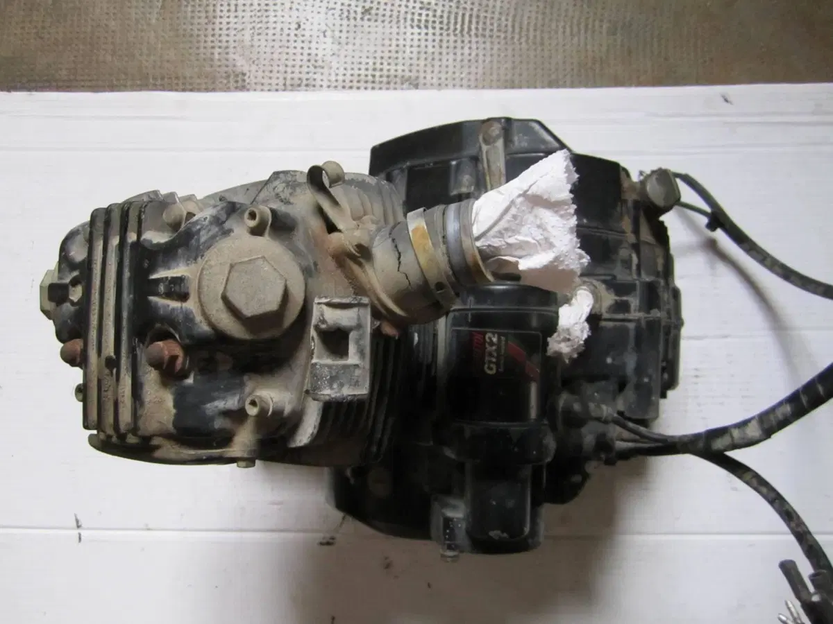 Honda XL 200 R (3)