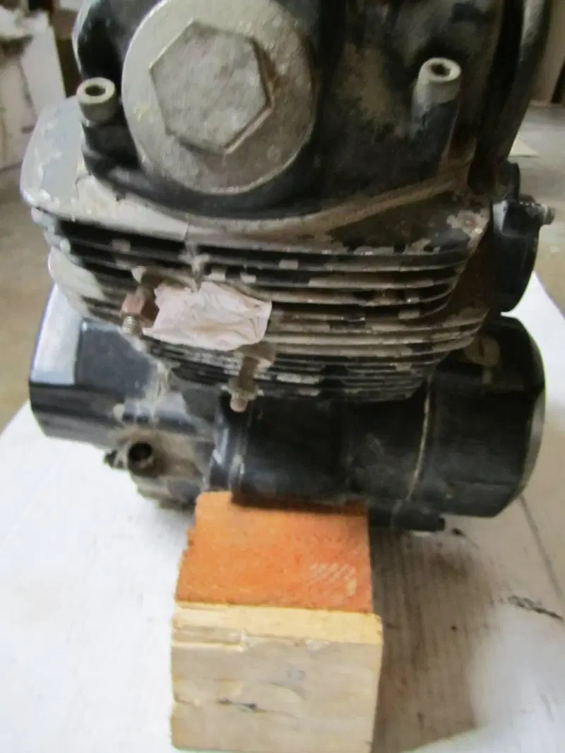 Honda XL 200 R (4)