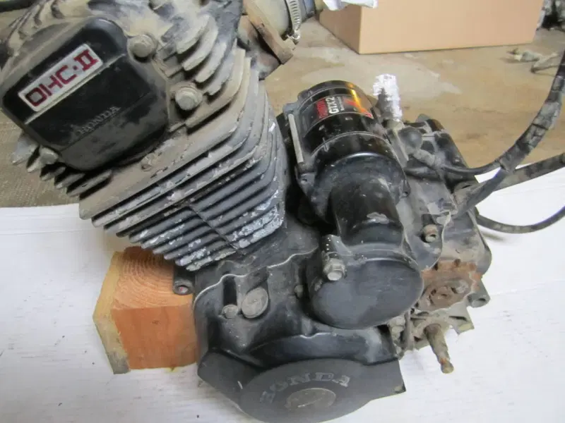 Honda XL 200 R (2)