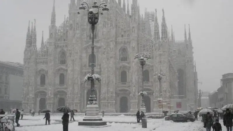 L'Italia in Zona Rossa e Arancione: il calendario degli spostamenti nelle festivit&agrave;