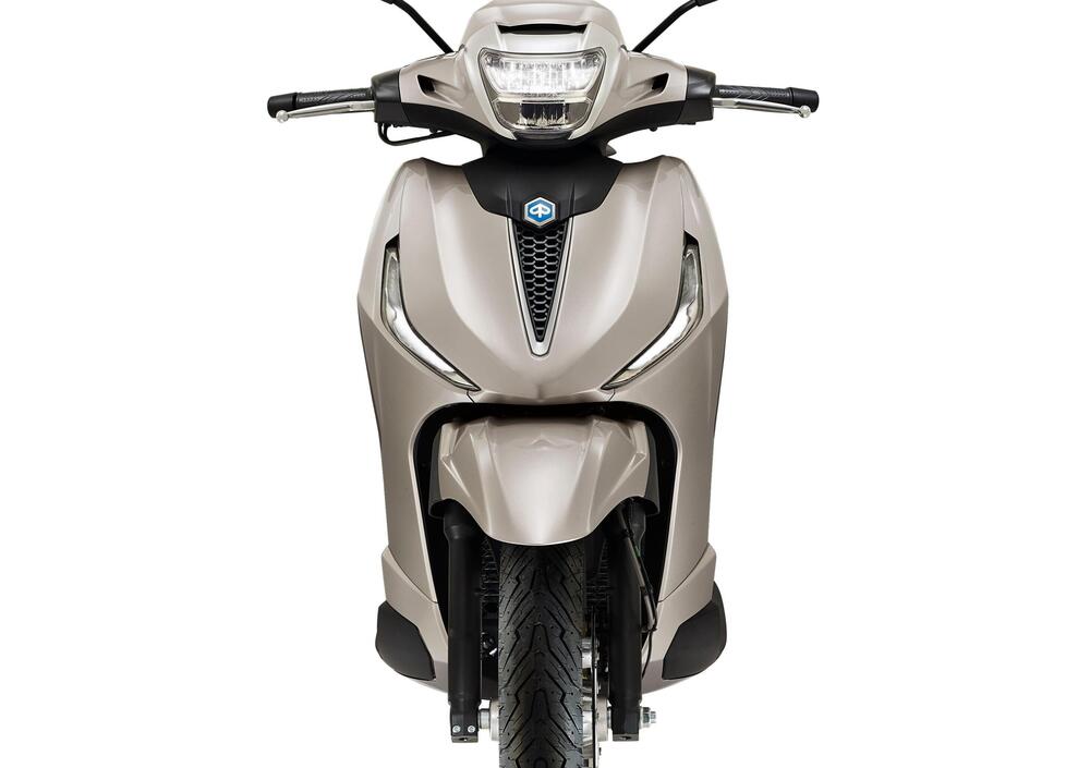 Piaggio Beverly S 250 i.e., prezzo e scheda tecnica 