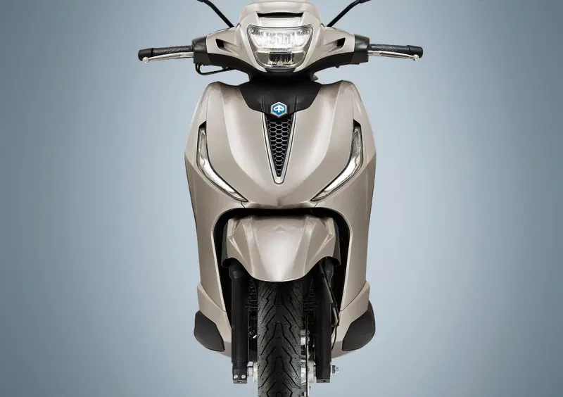 Piaggio Beverly 300 Beverly 300 Hpe (2021) (4)