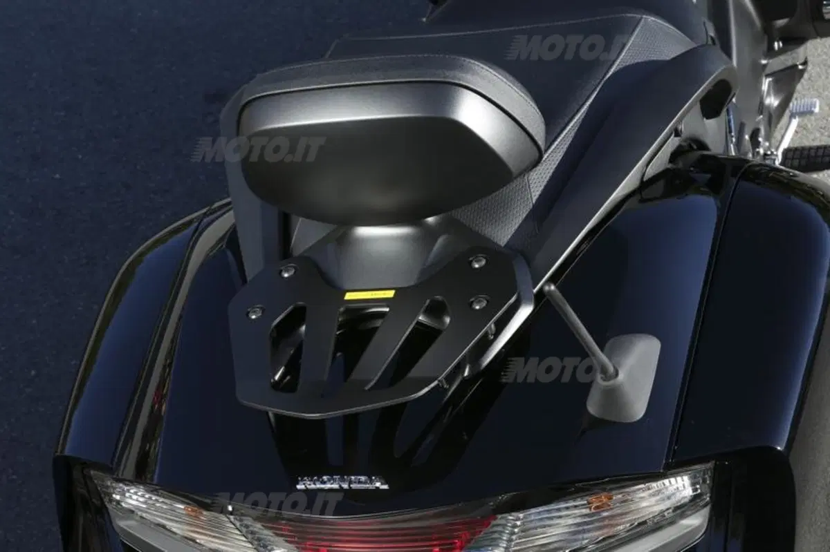 Honda GoldWing F6B  (35)