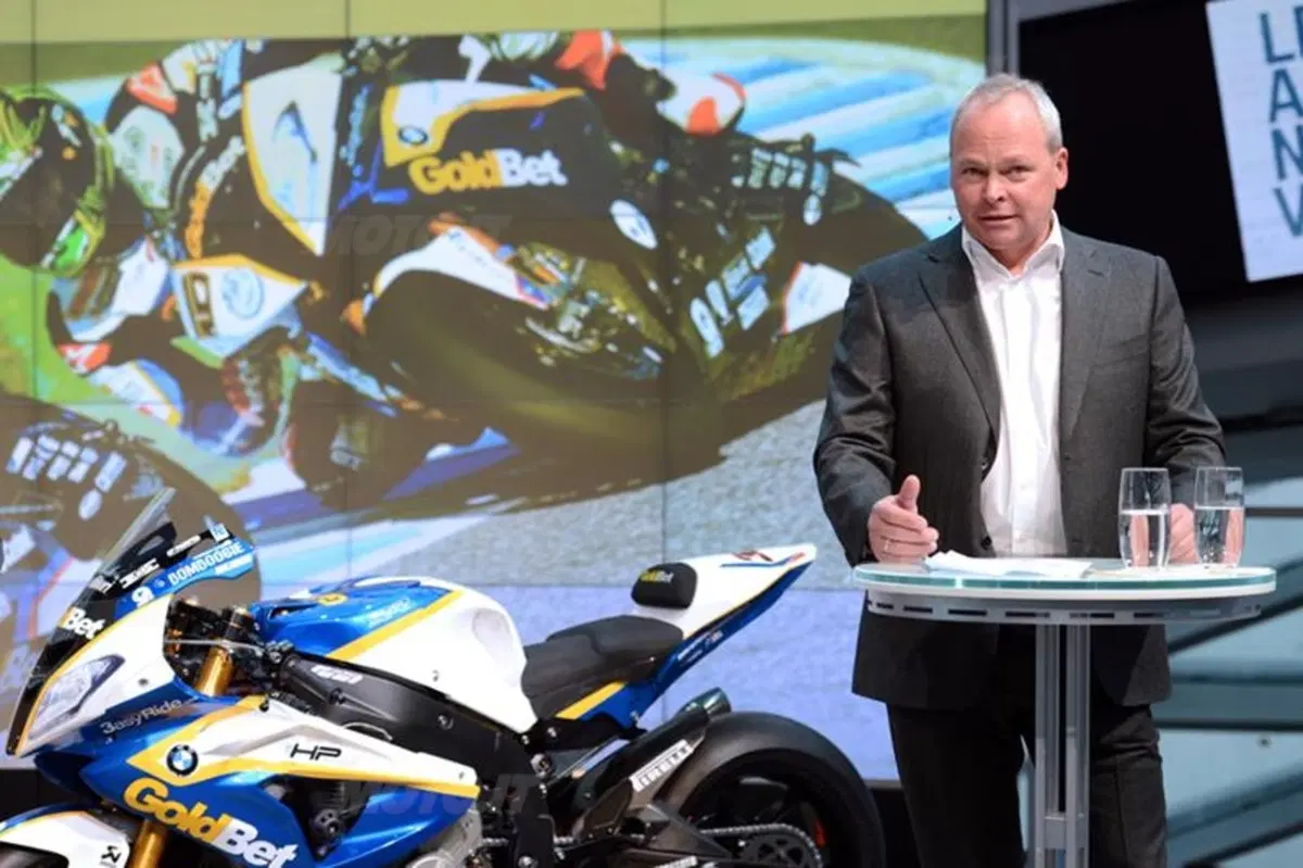 Presentato a Monaco il BMW Motorrad GoldBet SBK Team (3)