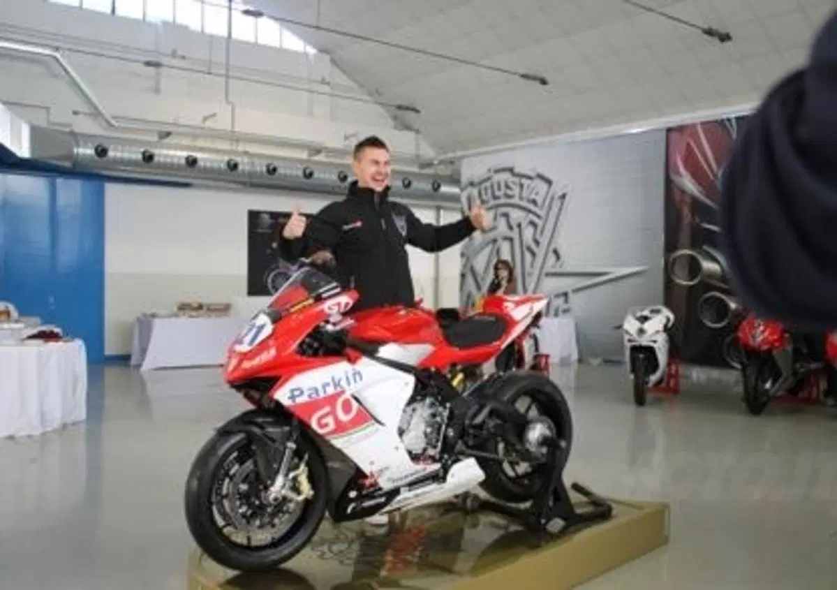 Christian Iddon: "La MV Agusta F3 ha il potenziale per vincere"