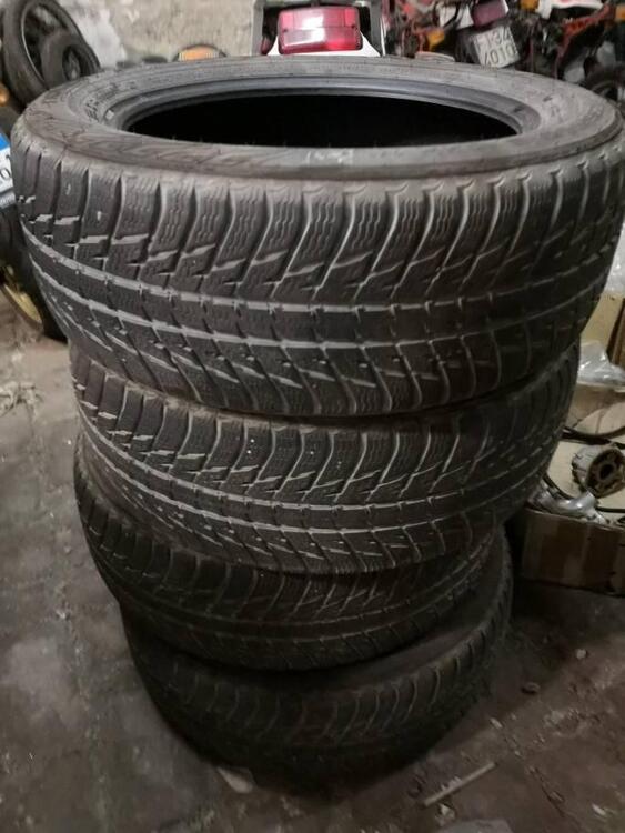 4 GOMME INVERNALI 235//55 R18 104H XL NOKIAN