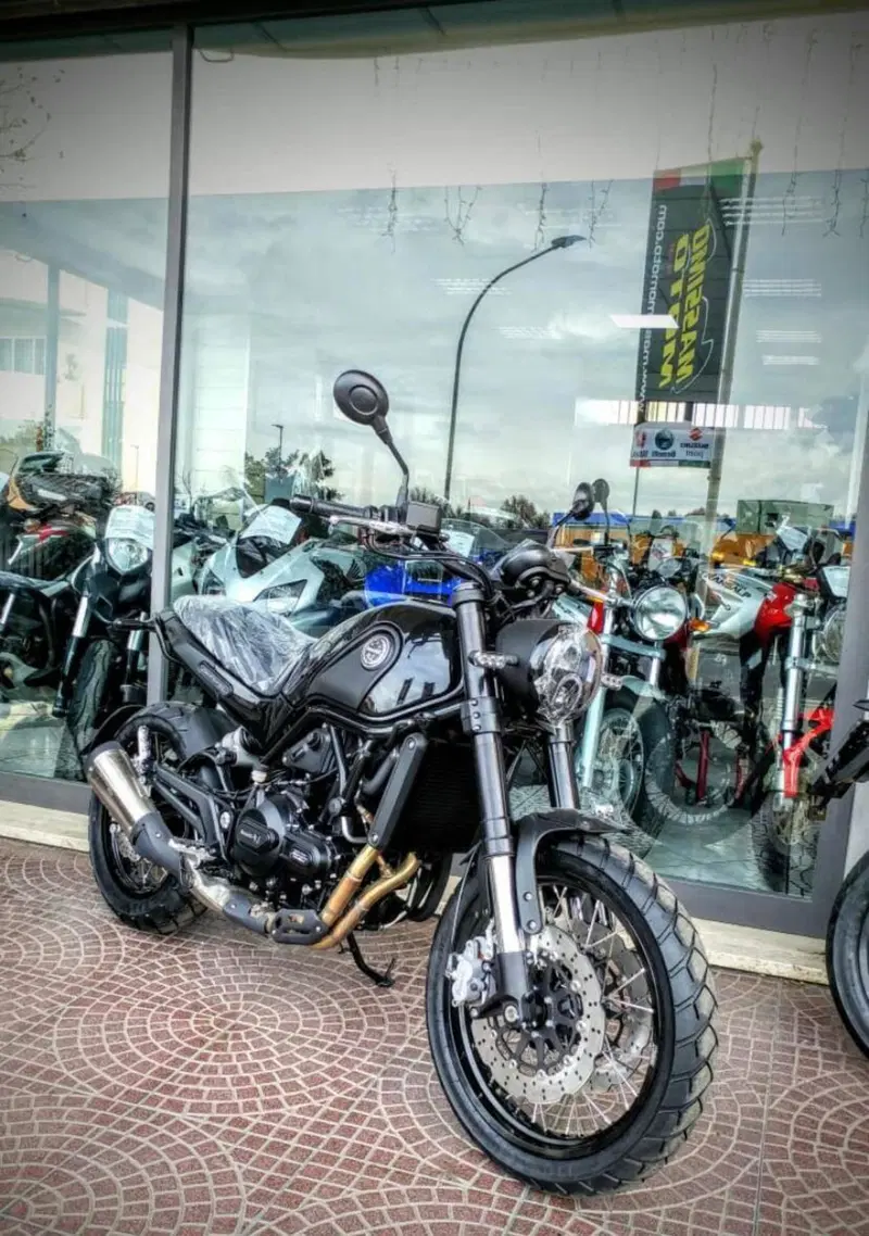 Benelli Leoncino 500 Trail (2021 - 26) (2)