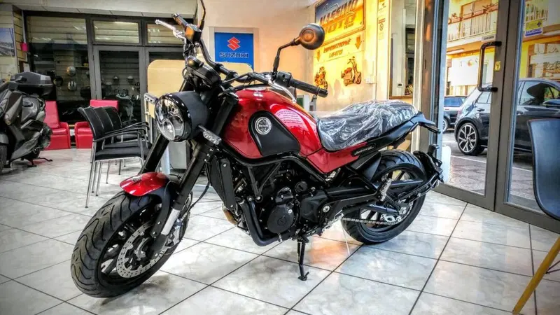 Benelli Leoncino 500 Trail (2021 - 26) (6)