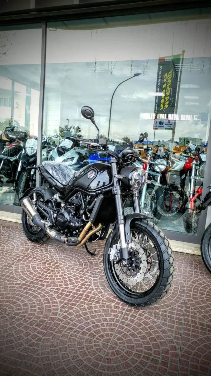 Benelli Leoncino 500 Trail (2021 - 26) (15)