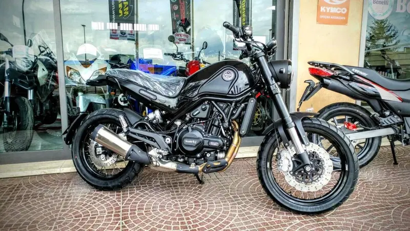 Benelli Leoncino 500 Trail (2021 - 26) (12)