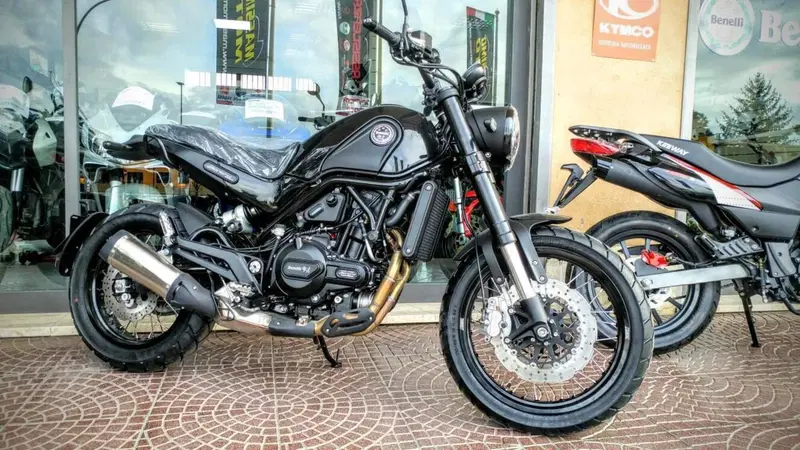 Benelli Leoncino 500 Trail (2021 - 26) (16)