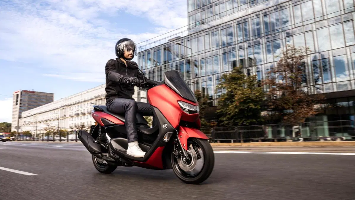 Nuovo Yamaha NMAX 125 2021