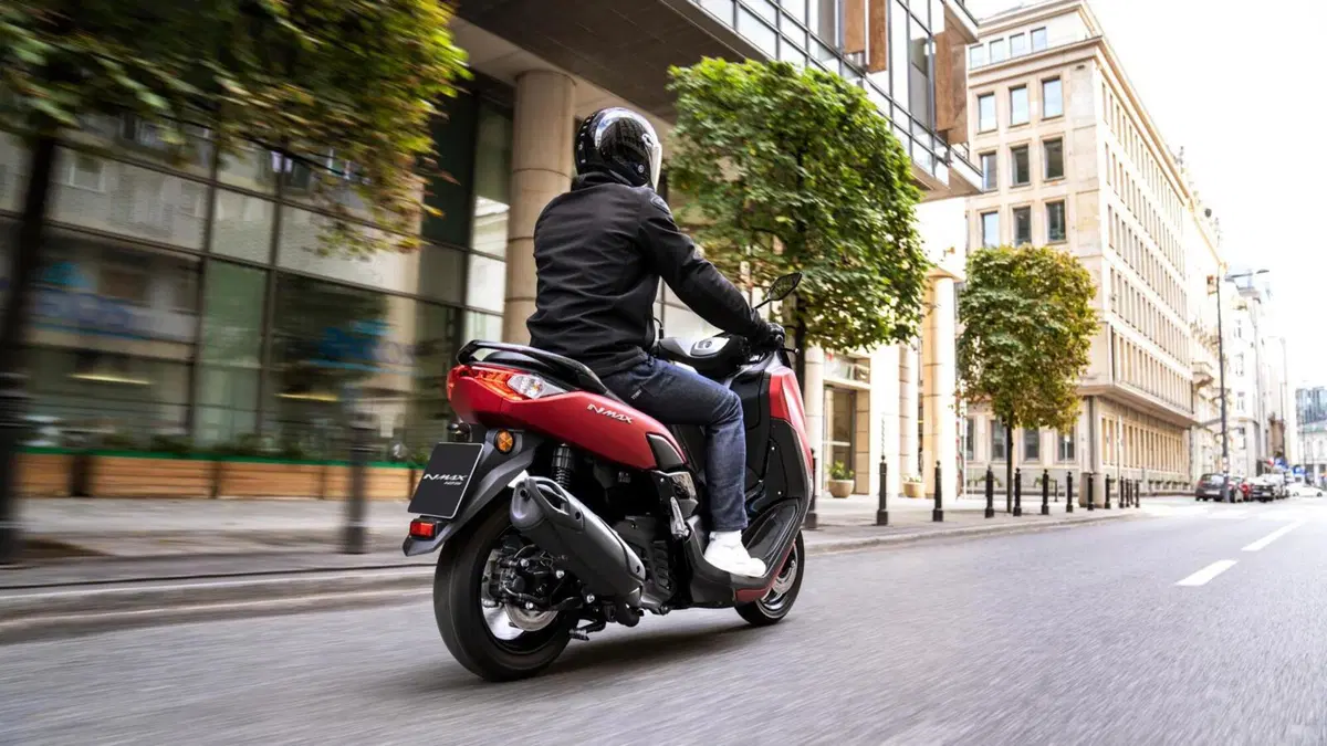Nuovo Yamaha NMAX 125 2021 (13)