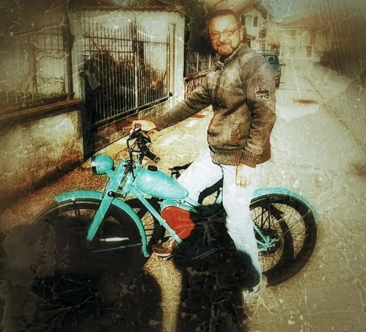 Gabriele che trasforma l’Aquilotto in e-bike (12)