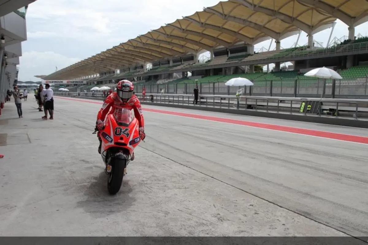 Test MotoGP Sepang. Rossi: "So ancora guidare" (33)