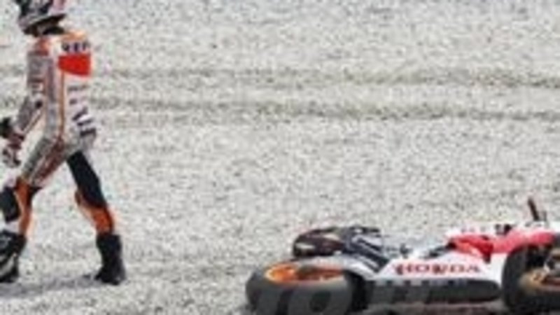 Test MotoGP Sepang. 3&deg; giorno. 1&deg; Pedrosa, cade Marquez. Rossi 3&deg;