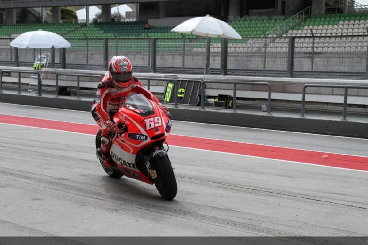Test MotoGP Sepang. 3° giorno. 1° Pedrosa, cade Marquez. Rossi 3° (18)