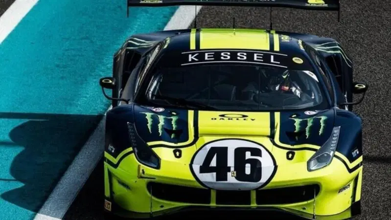 12 Ore del Golfo: Valentino Rossi, Luca Marini e Alessio Salucci da Tavullia al Bahrain