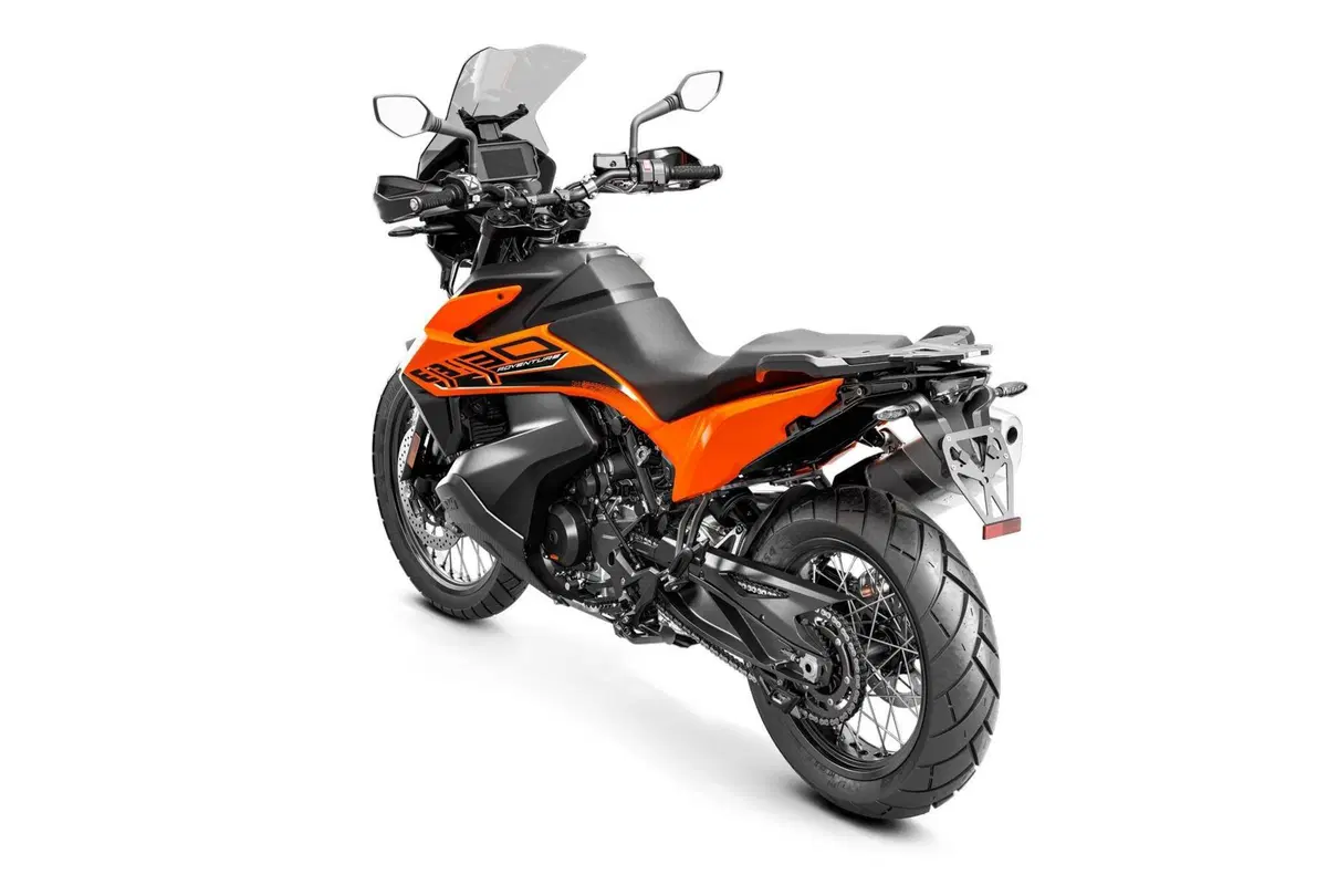 KTM 890 Adventure 2021. Caratteristiche e foto (4)