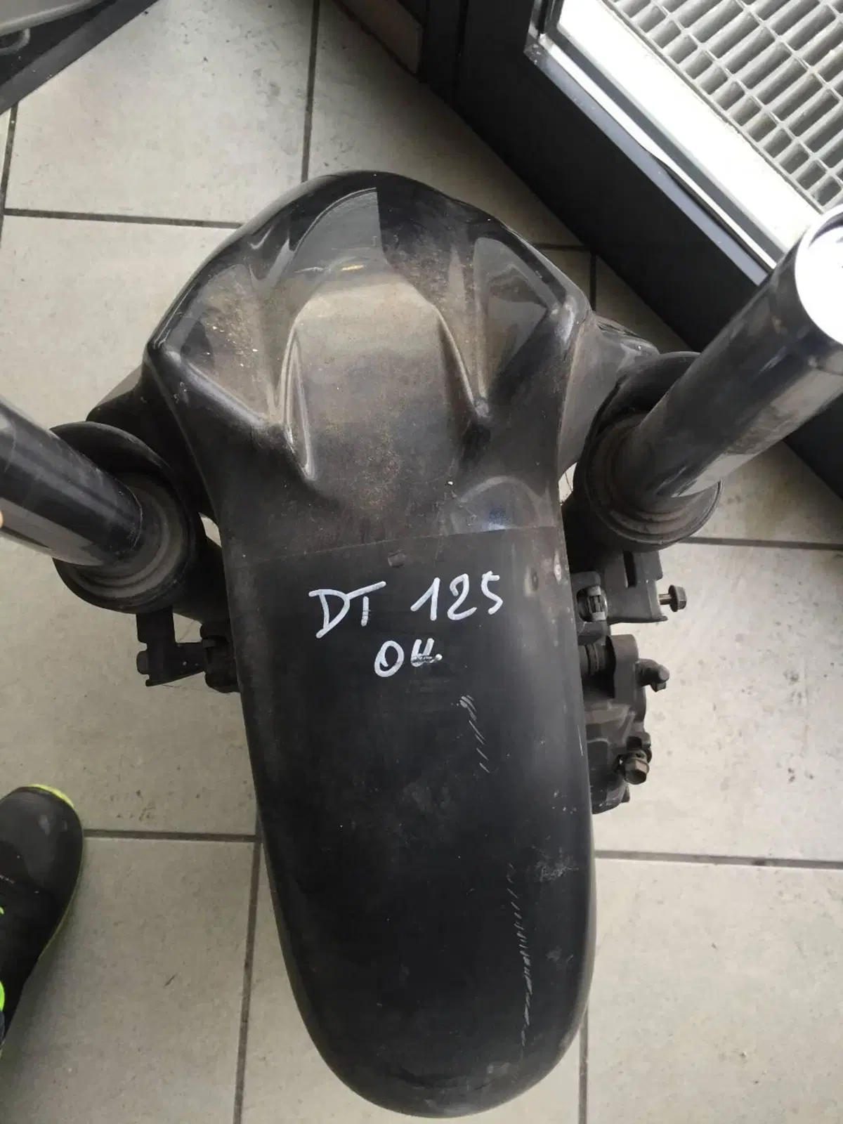 Ruota+forcella+parafango ant Kymco DT125 (3)