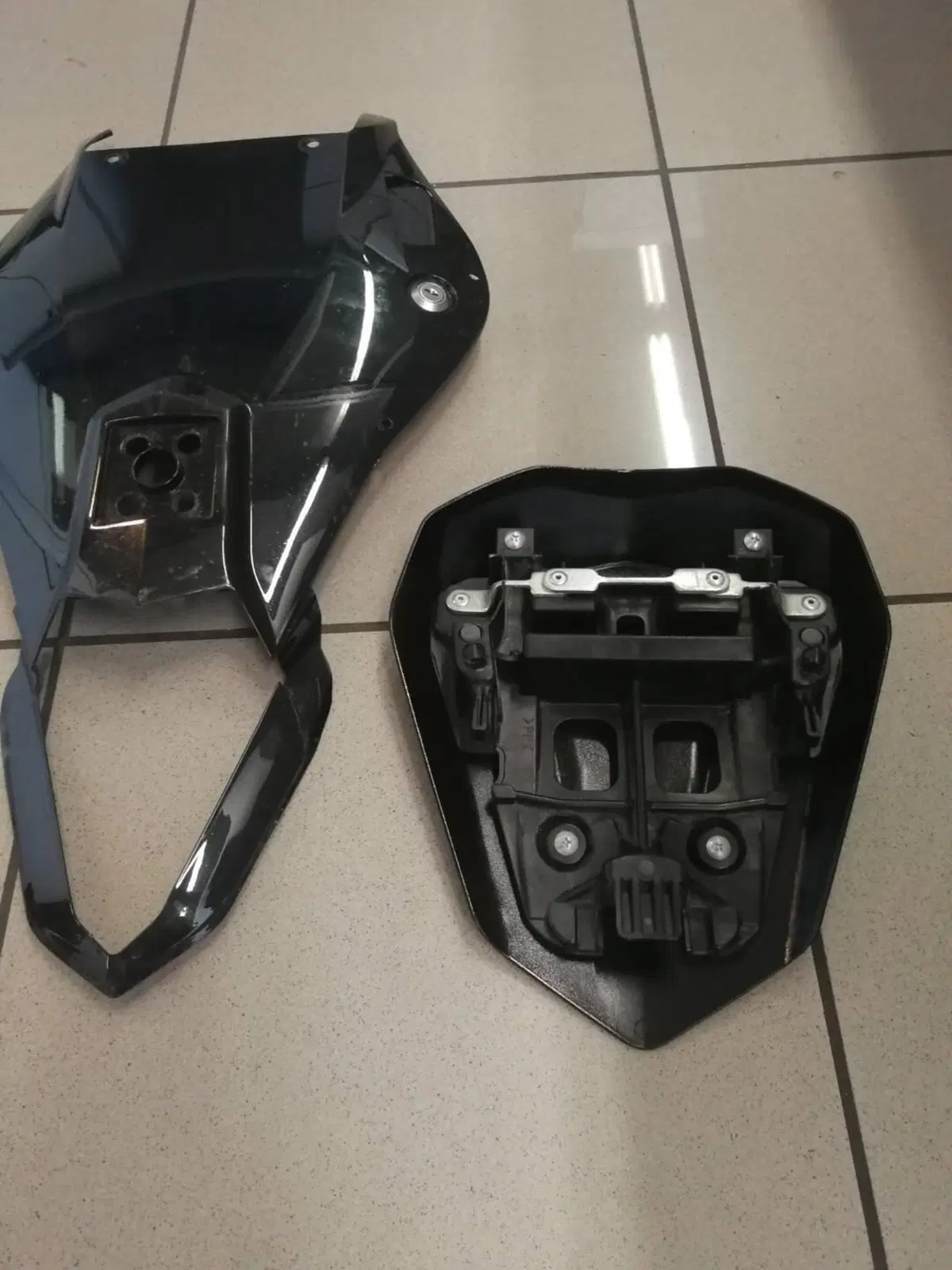 COPRI SELLA MONOPOSTO E SOTTOCODONE YAMAHA R6 2006 (4)