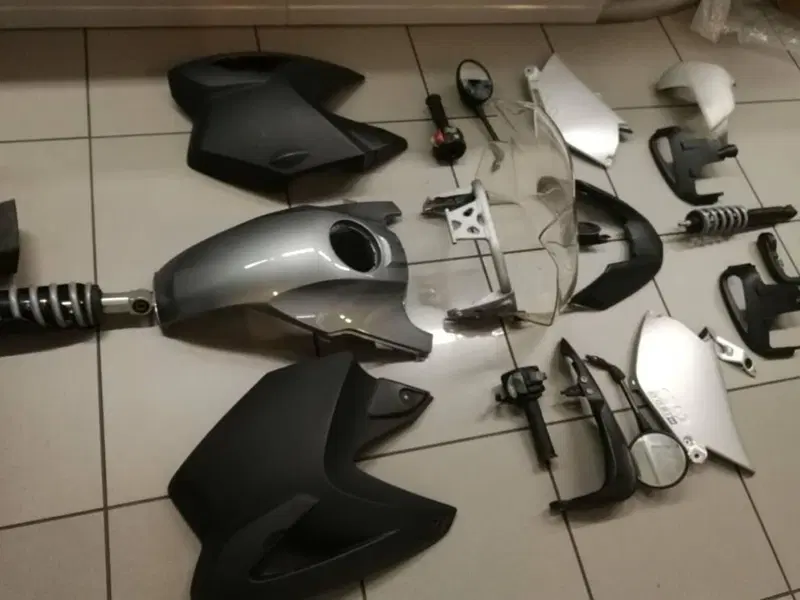 PEZZI VARI ORIGINALI BMW 1200 GS 2004/07 (7)