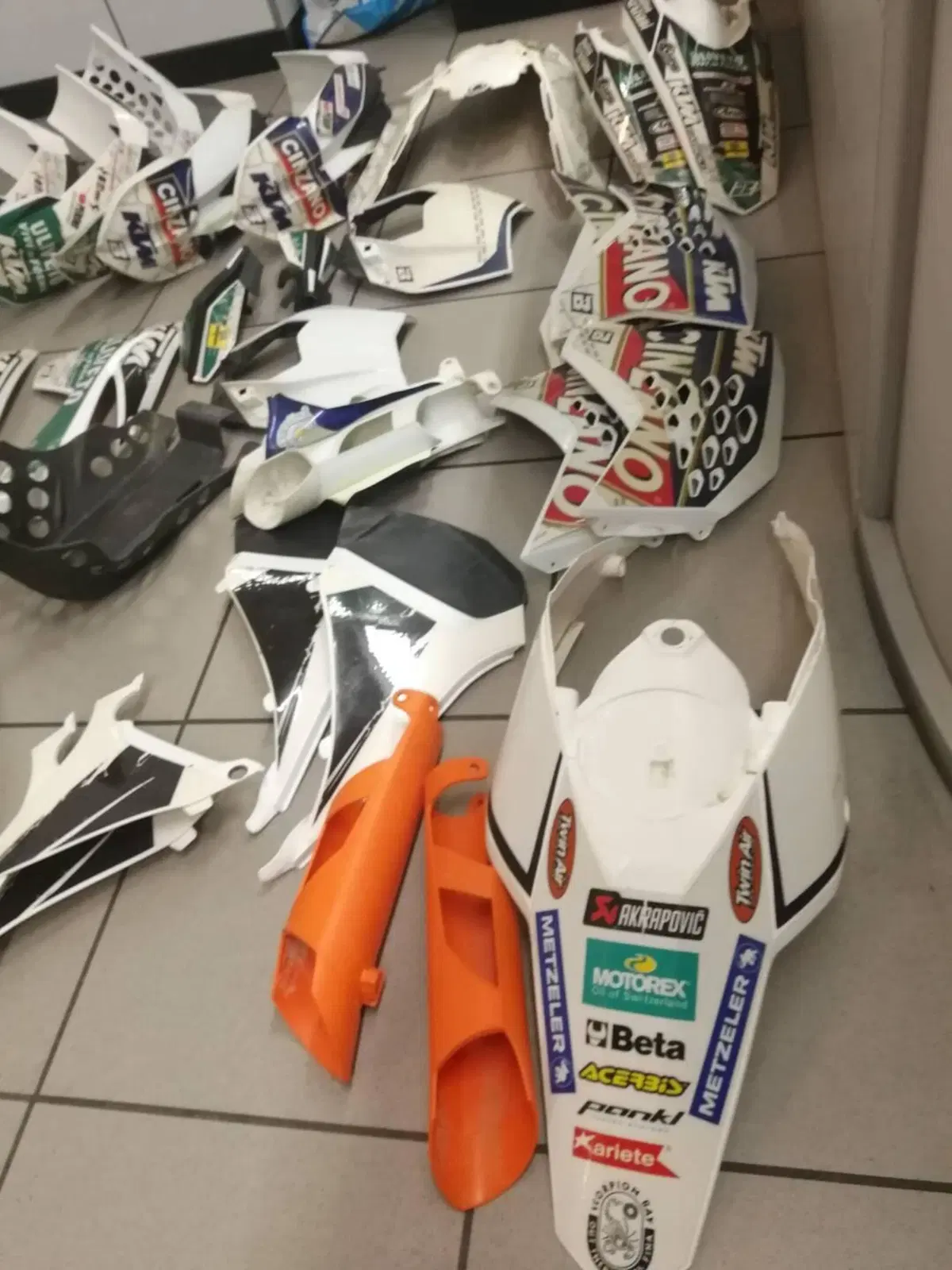PEZZI VARI ORIGINALI KTM EXCF 250 (6)