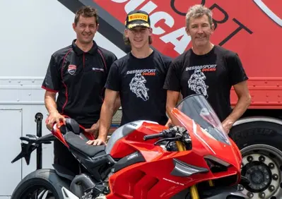 Oli Bayliss in ASBK con la Ducati Panigale V4R