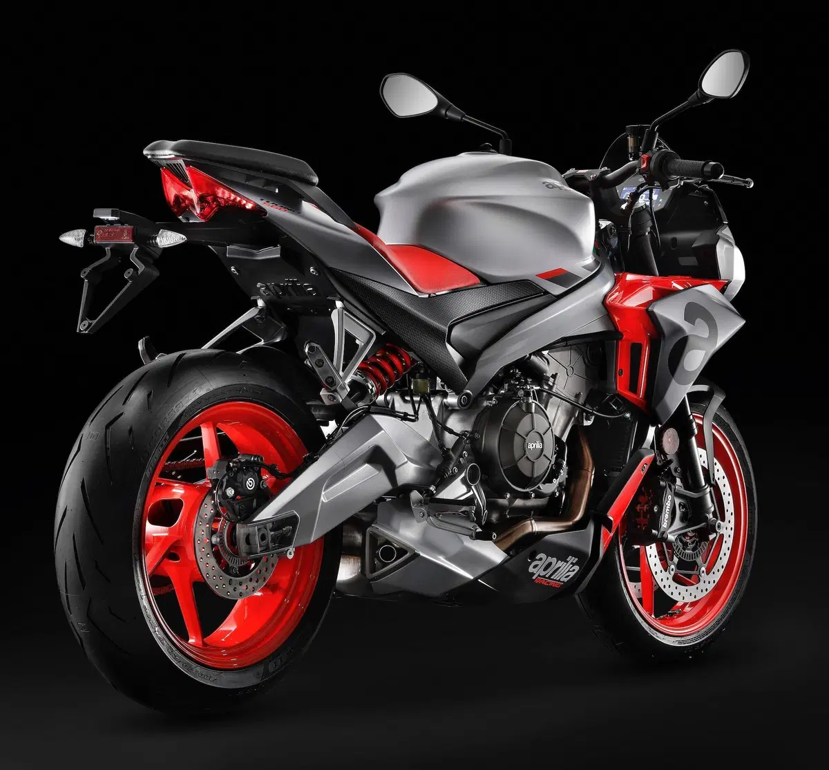 Nuova Aprilia Tuono 660, foto ufficiali e dati! (15)