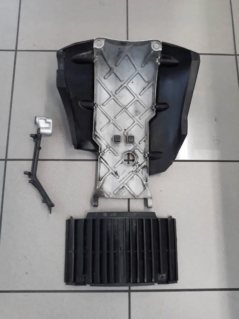 PARAMOTORE ORIGINALE KTM 990 (2)