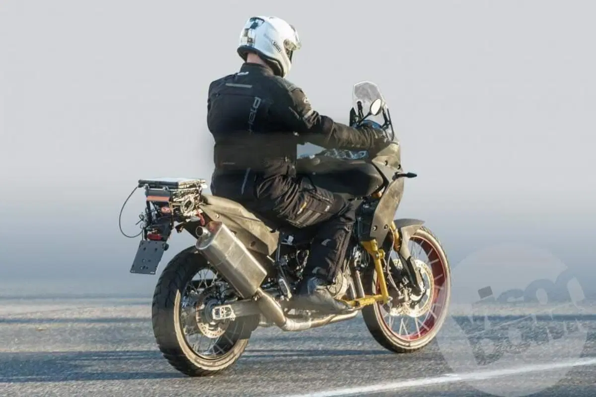 Aprilia Tuareg 660, eccola nei test! (4)