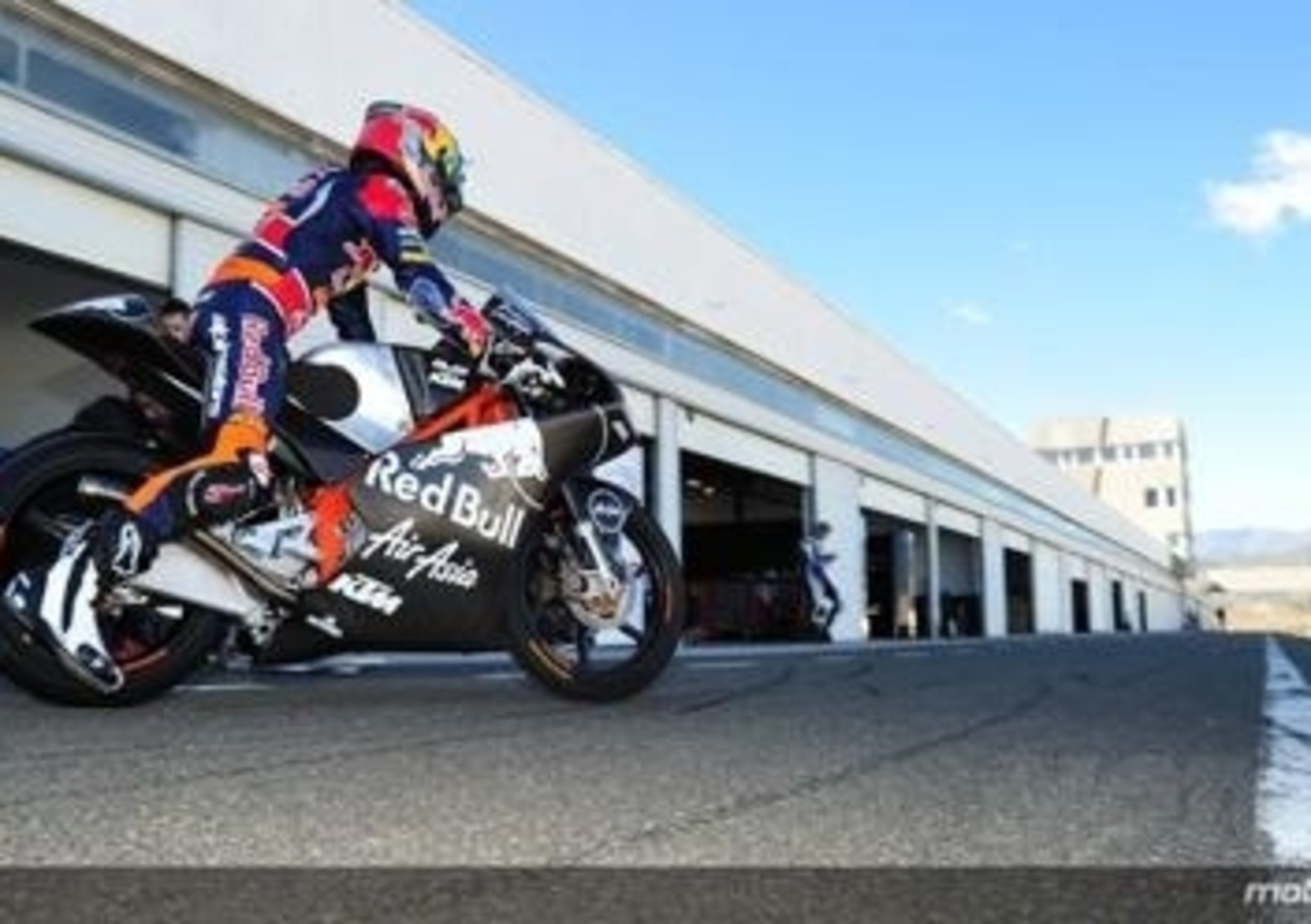 Test. Moto2 e Moto3 in pista a Valencia