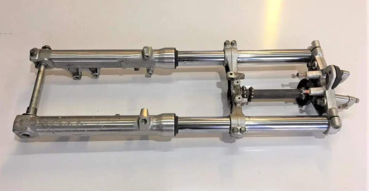 Steli Canne Forcella Suzuki SV 650 (2)