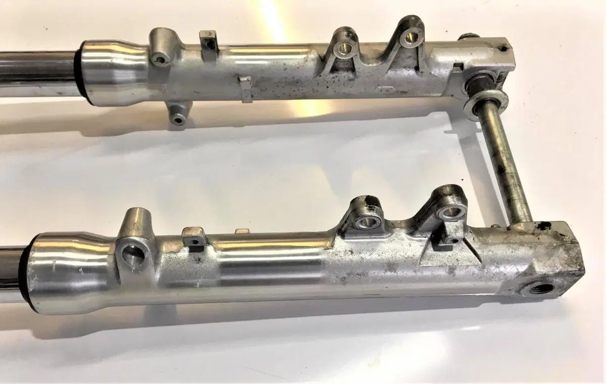 Steli Canne Forcella Suzuki SV 650 (10)
