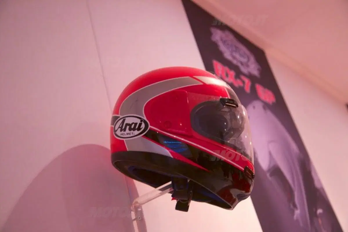 Akito Arai: "Facciamo caschi da motociclisti per motociclisti" (4)
