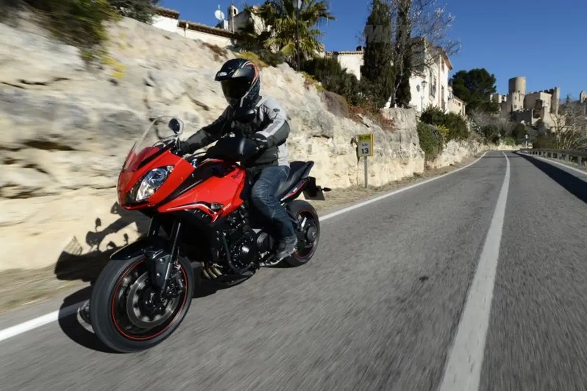 Triumph Tiger Sport 2013  (2)