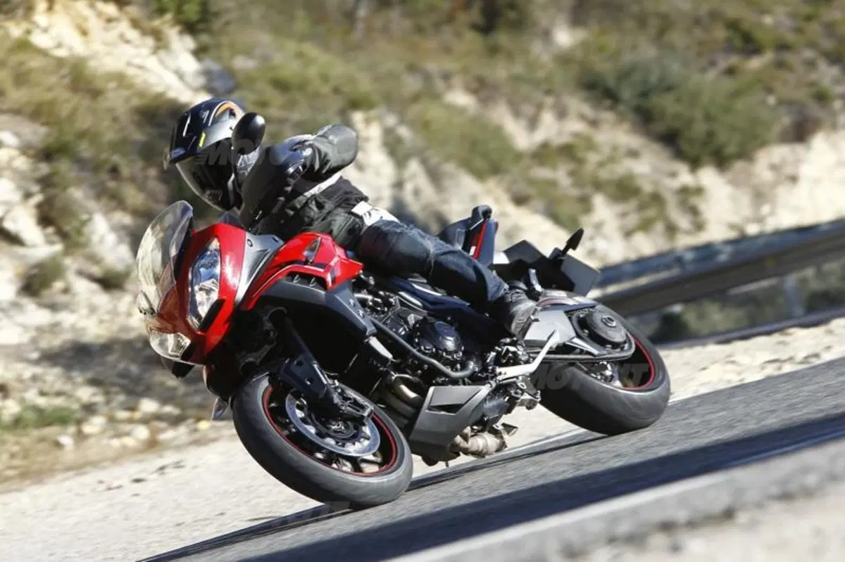 Triumph Tiger Sport 2013  (4)