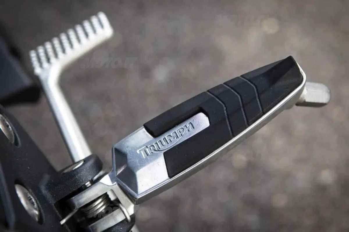 Triumph Tiger Sport 2013  (33)
