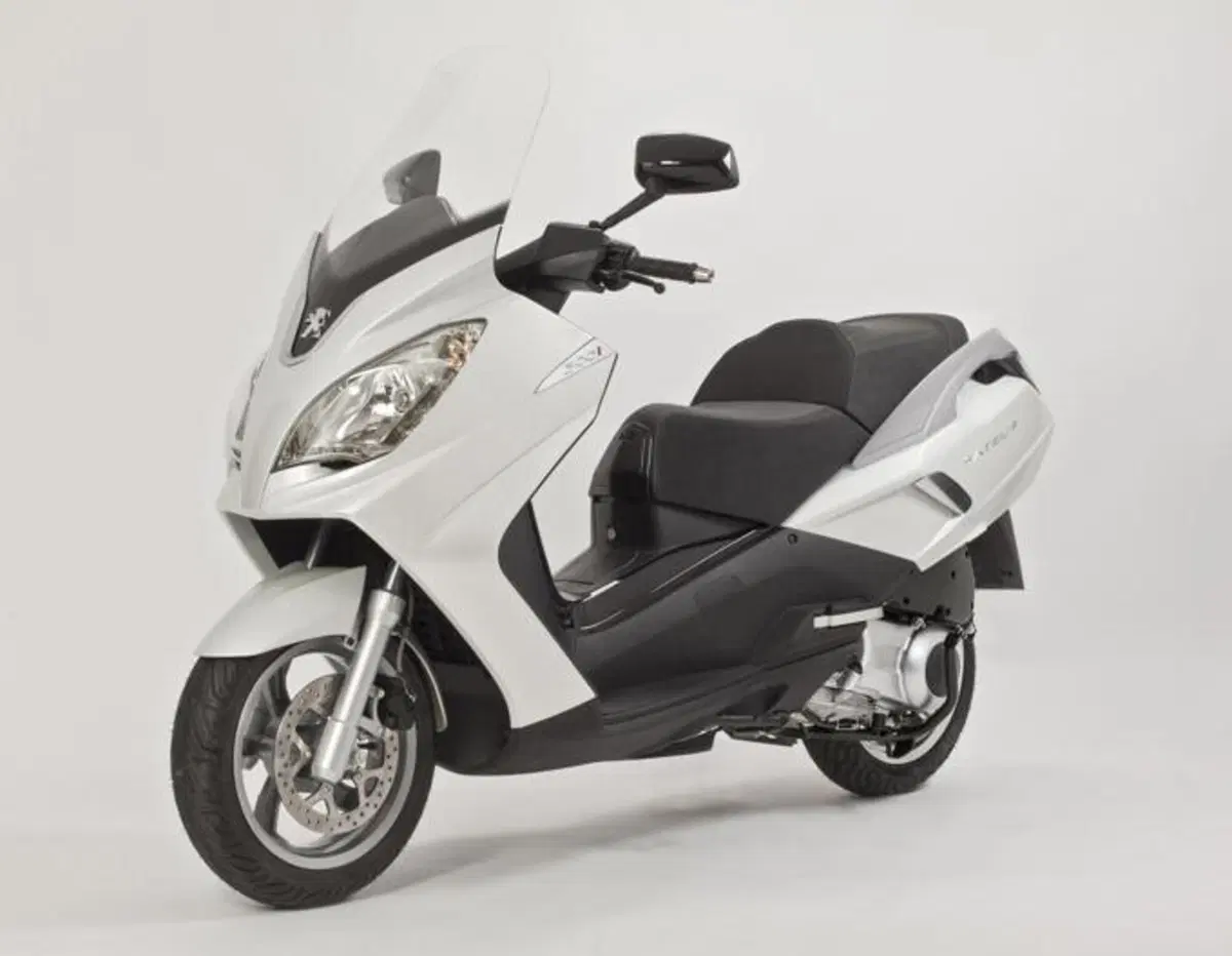 Nuovi scooter Peugeot Satelis 300 e Citystar 200i   (2)