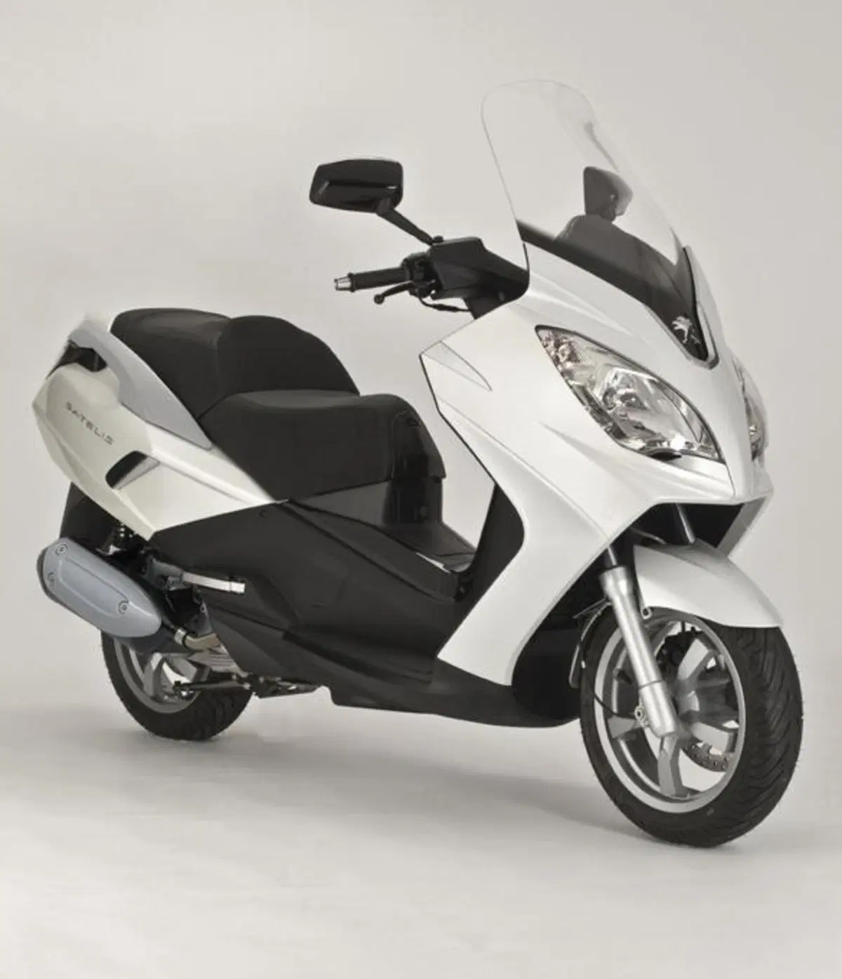Nuovi scooter Peugeot Satelis 300 e Citystar 200i   (5)