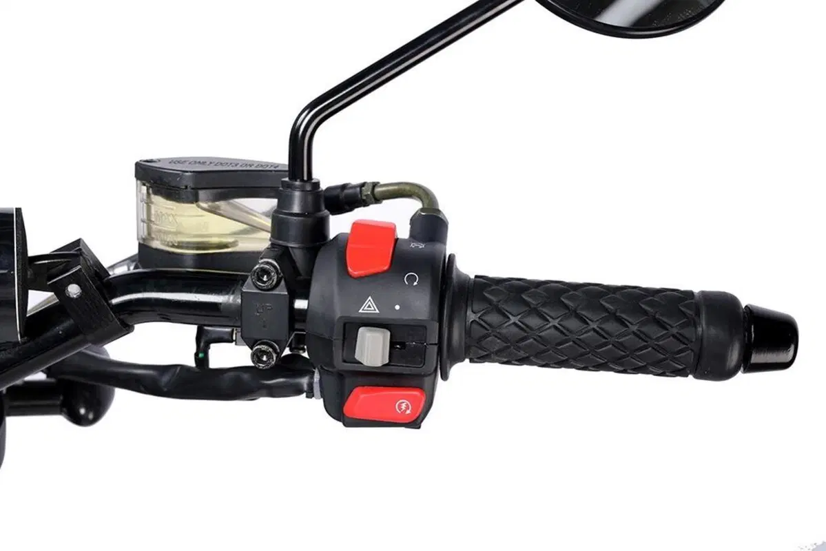 Bullit Hero 250, nuova piccola Scrambler (3)