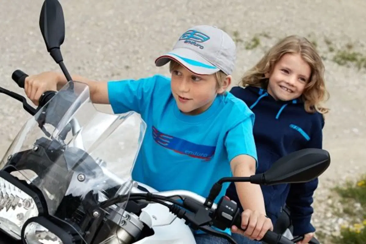 Arriva nelle concessionarie BMW Motorrad la collezione 2013 Rider’s Equipment (12)