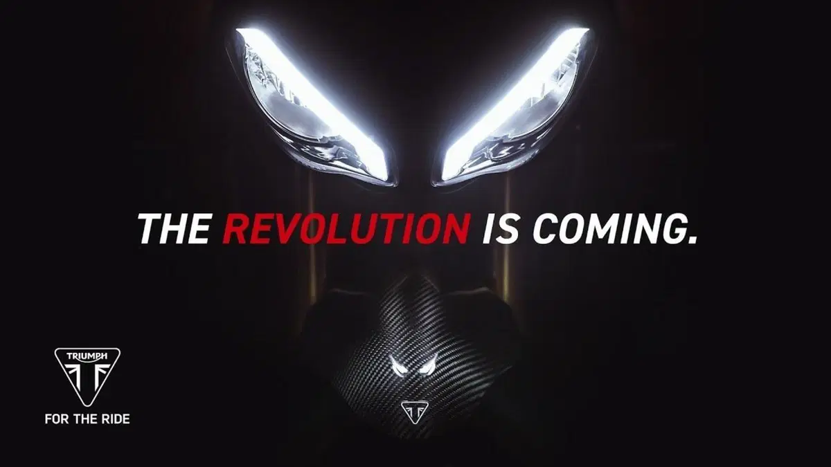 Triumph Speed Triple 1200 RS 2021 [Video teaser]