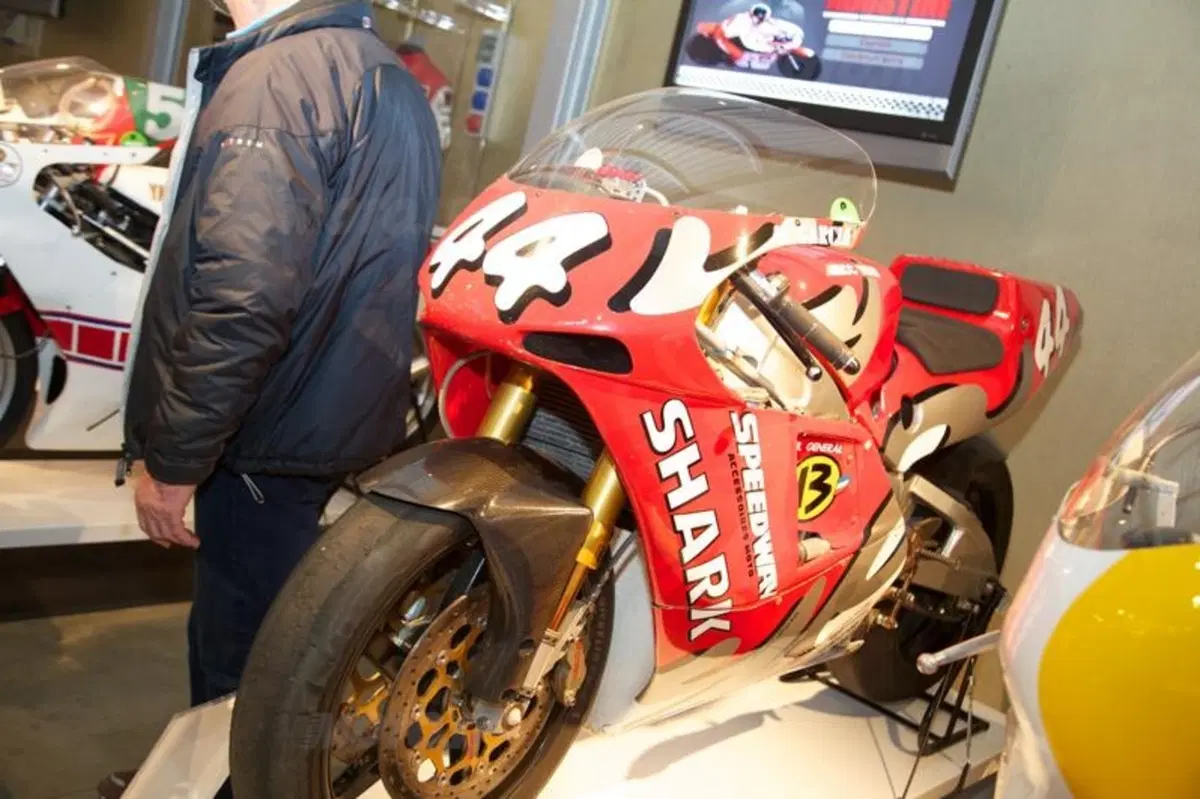 Collezione Yamaha Poggi COMP: un paradiso per gli appassionati (12)