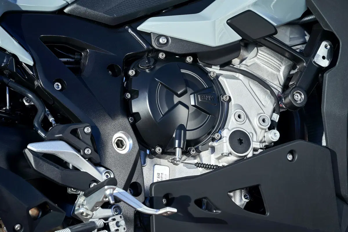 BMW S1000 XR TEST. The boss is back (24)