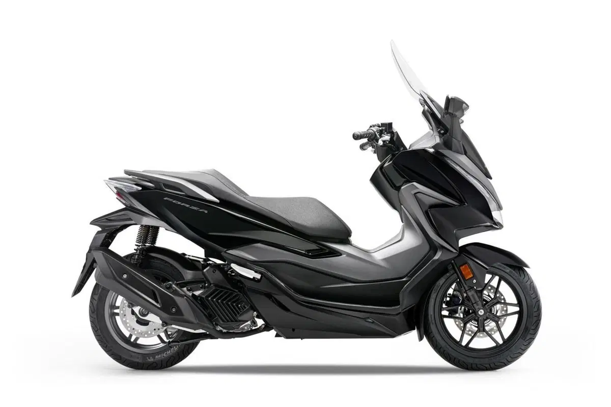 Honda Forza 125 m.y. 2021. Euro 5 e Made in Italy (20)