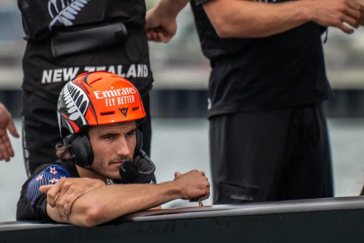 Oggi al via la Prada Cup: Dainese protegge Emirates e Luna Rossa (4)