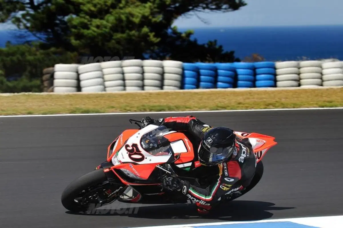 Phillip Island Superbike: Checa domina la seconda giornata (2)