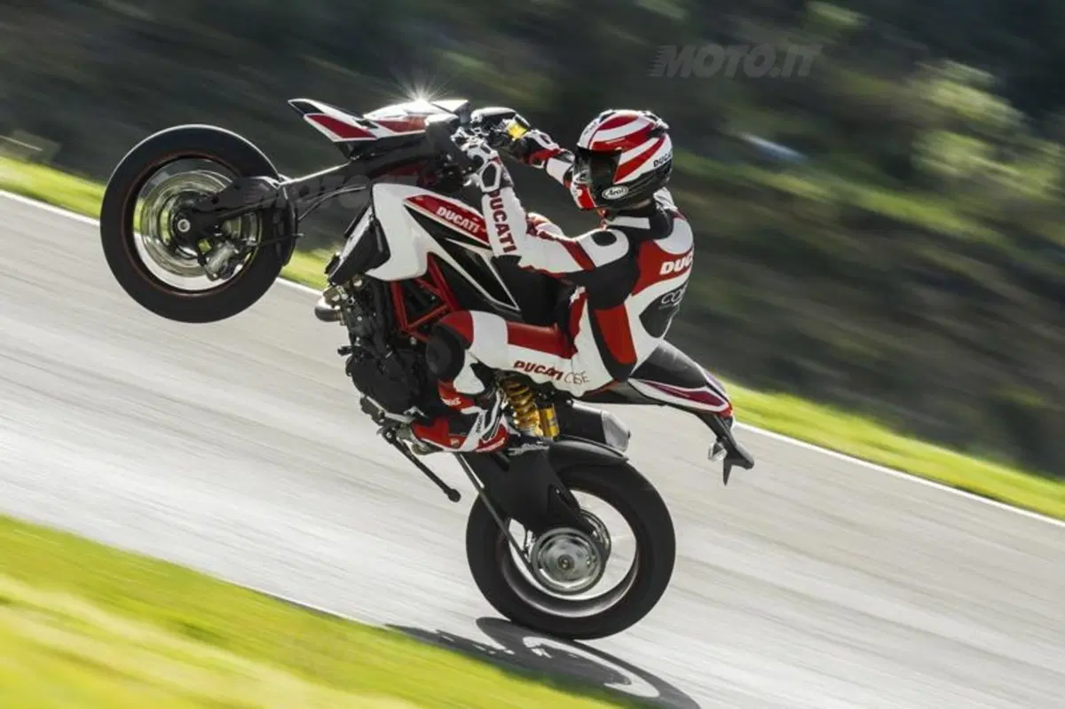 Ducati Hypermotard 2013. Prezzi e dotazioni. Presto la prova